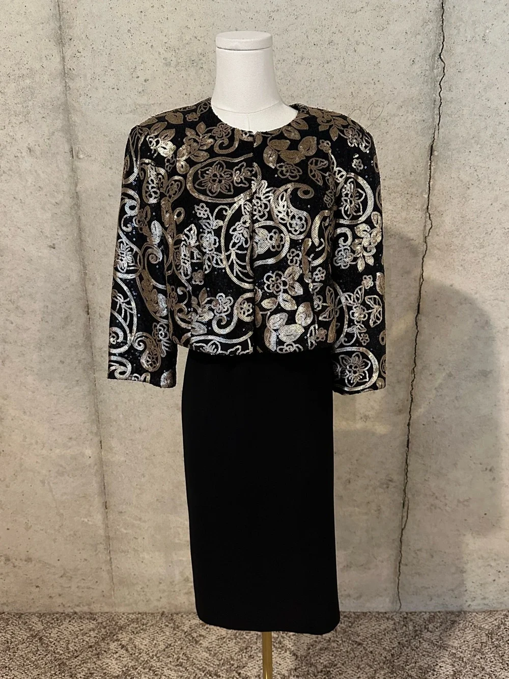 Alex Evenings Black & Gold Sequin Evening Jacket Cocktail Glam Size 14W - Picture 1 of 7